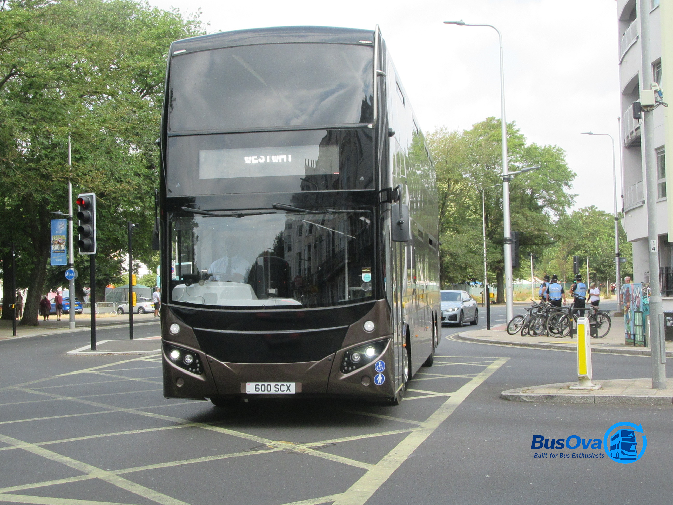 Bus photo 1