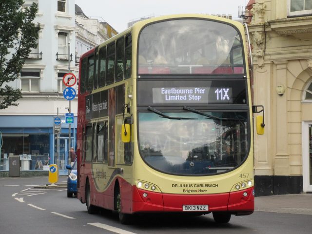 Bus photo 1