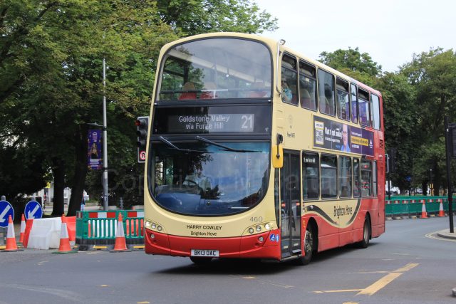 Bus photo 1