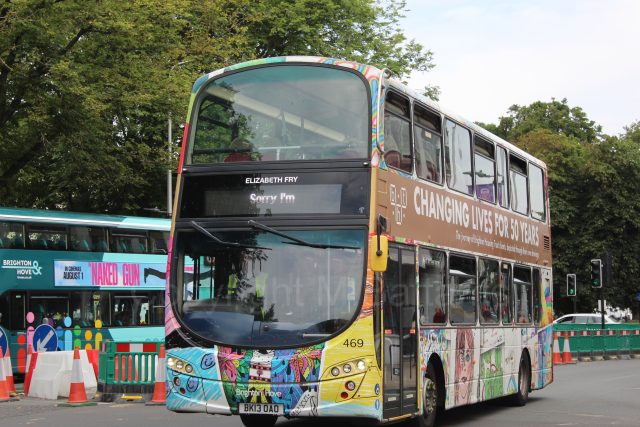 Bus photo 1