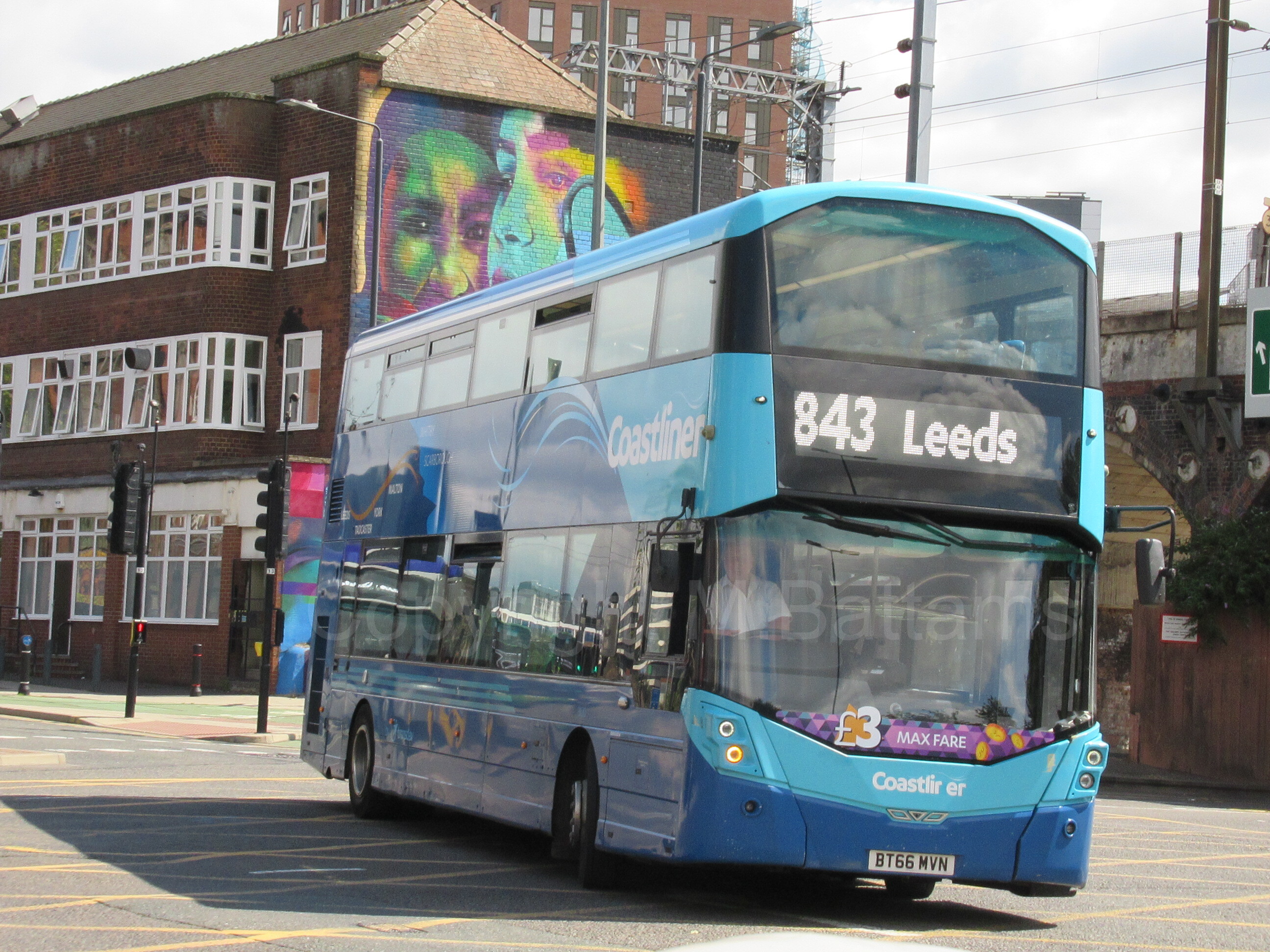 Bus photo 1
