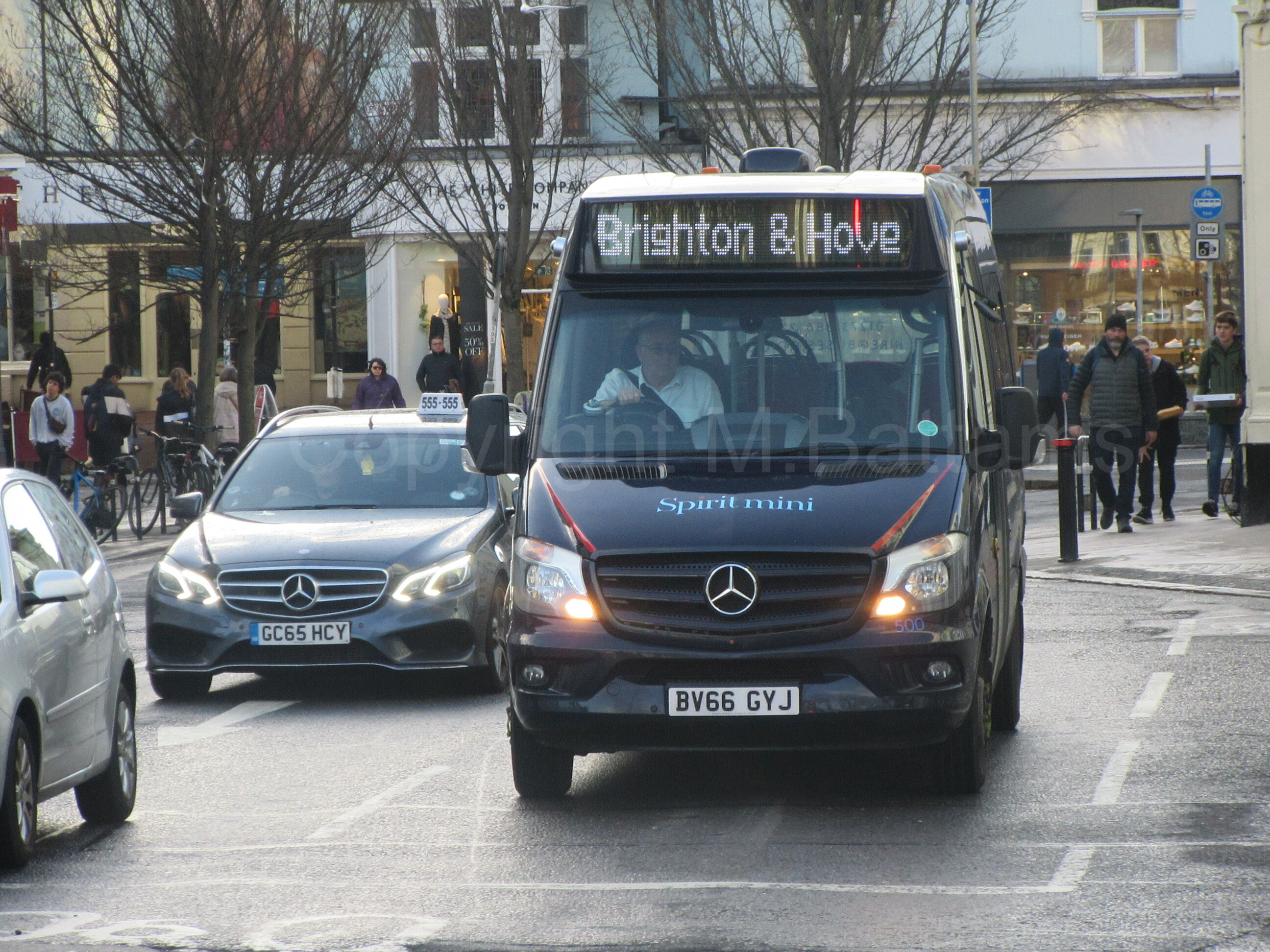 Bus photo 1