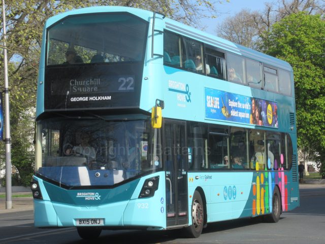 Bus photo 1