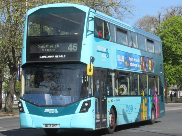 Bus photo 1
