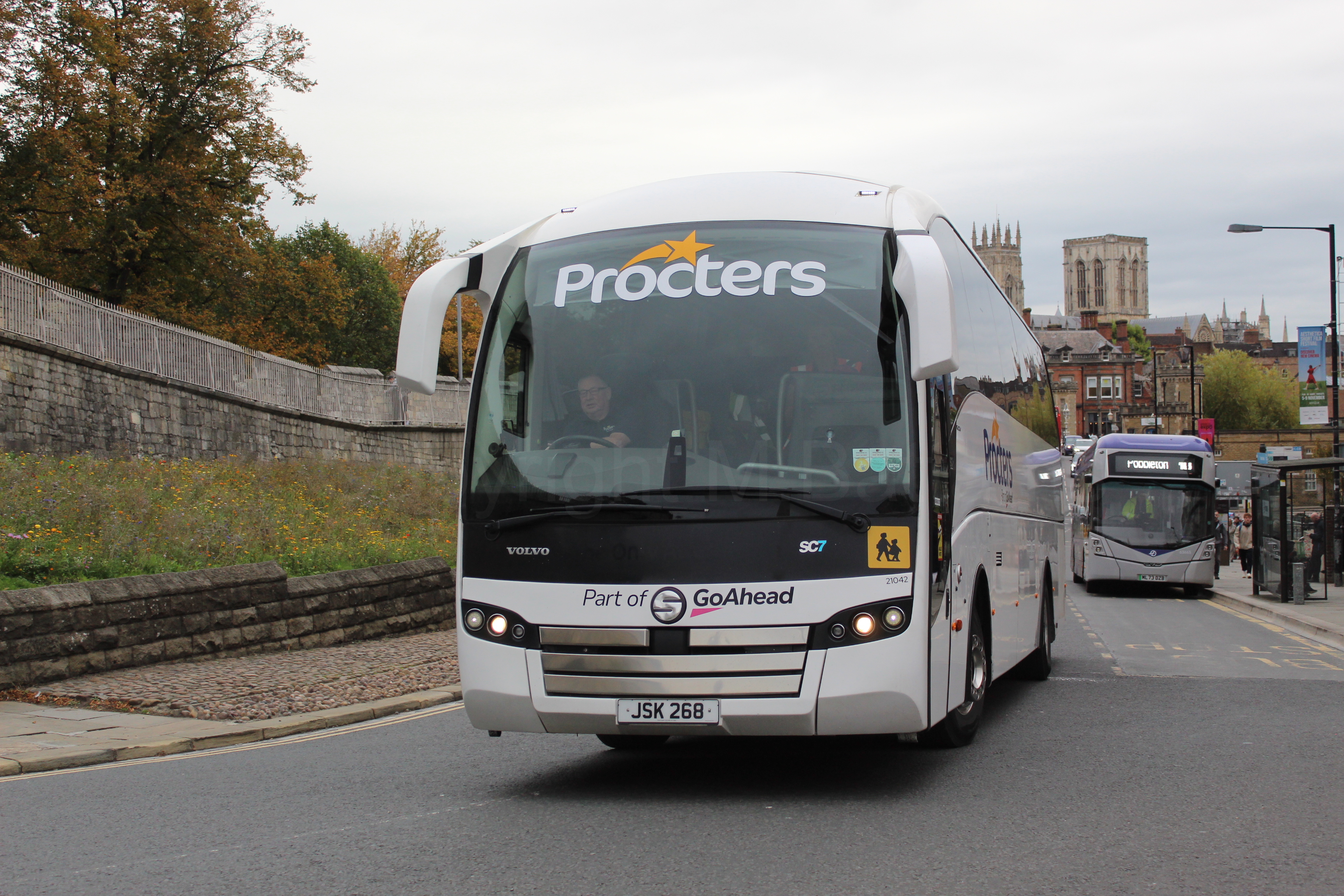 Bus photo 1