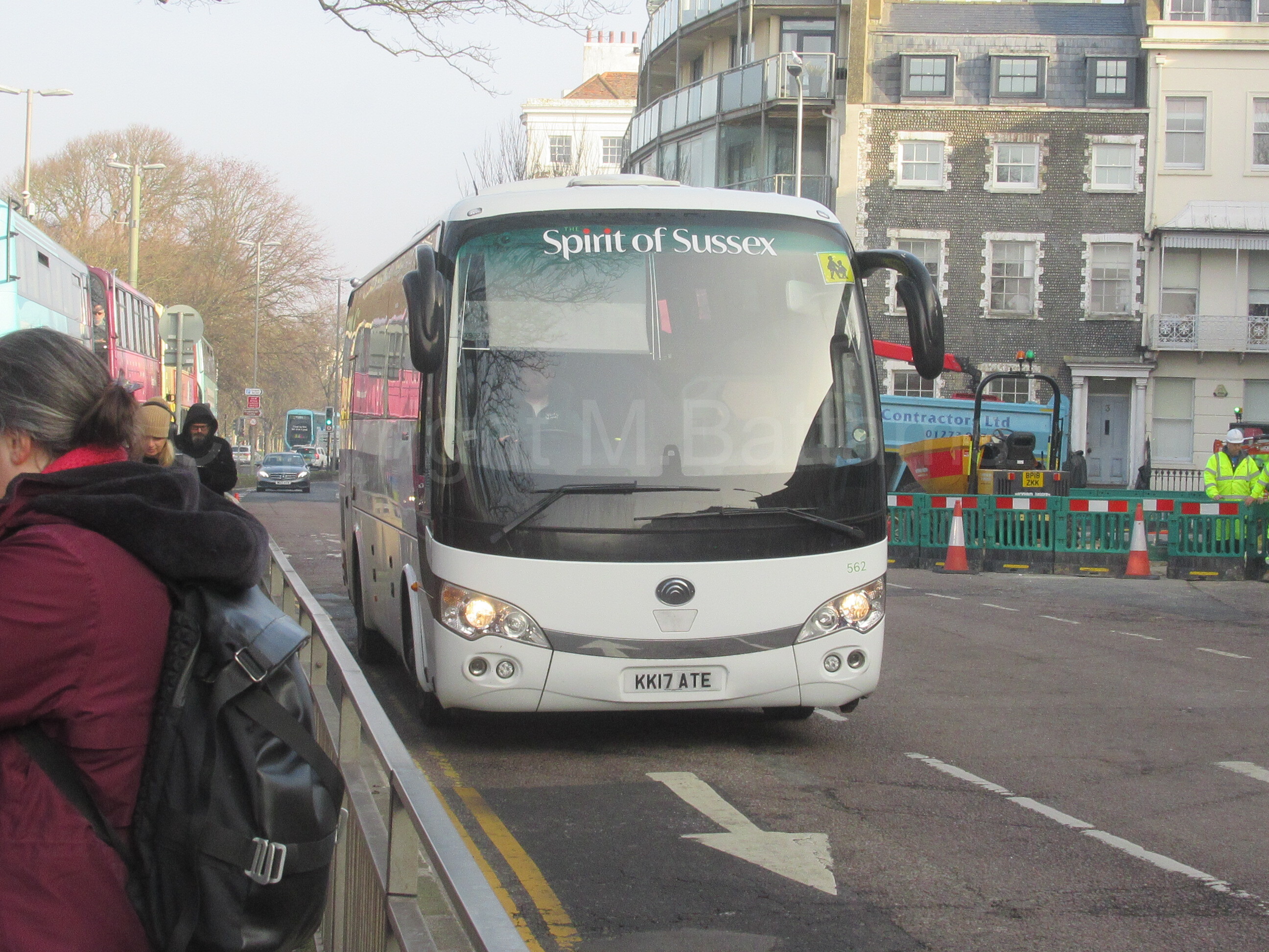 Bus photo 1