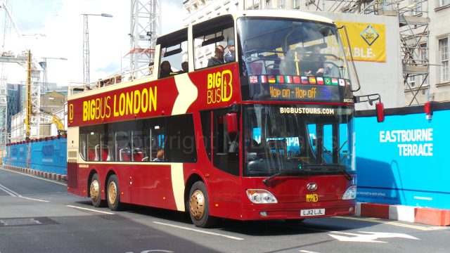 Bus photo 1