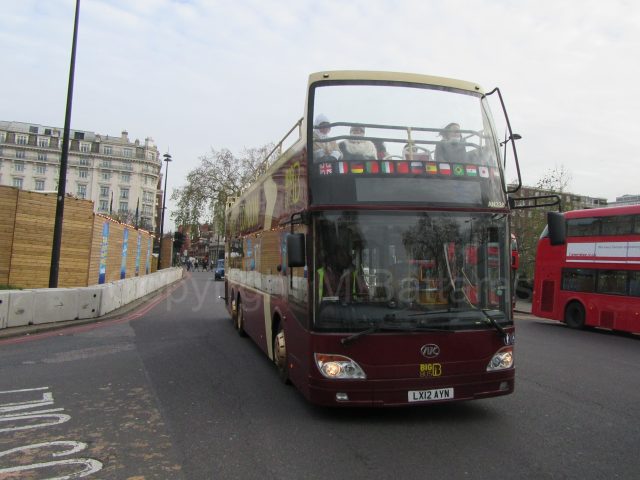 Bus photo 1
