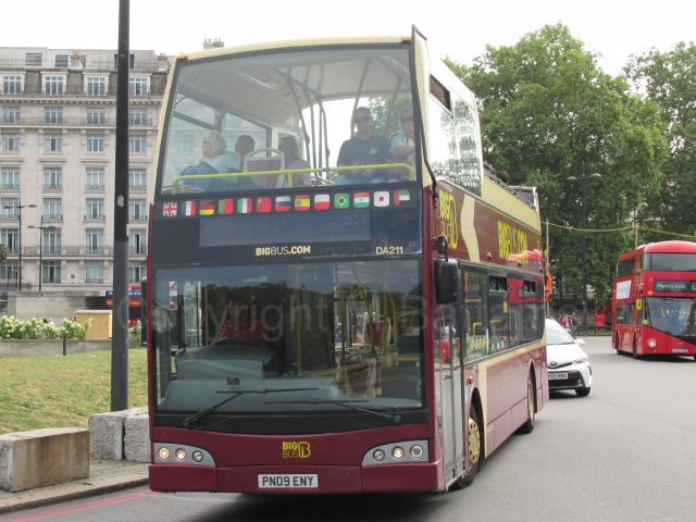 Bus photo 1
