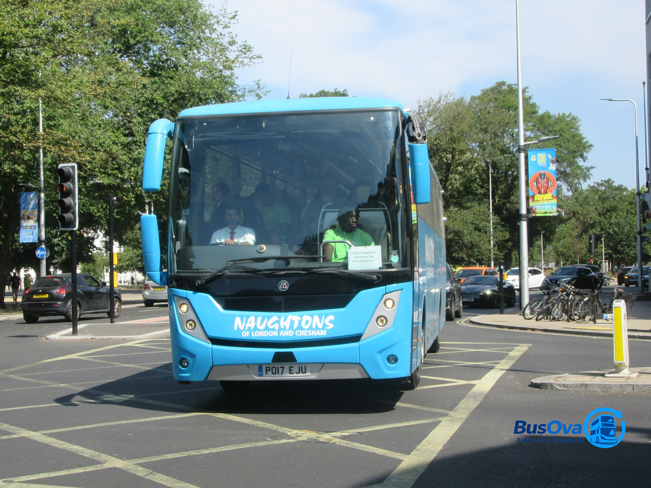 Bus photo 1