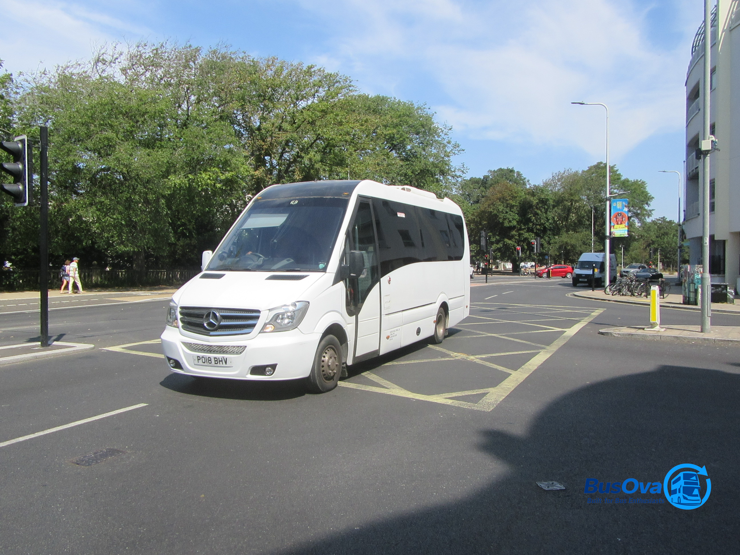 Bus photo 1