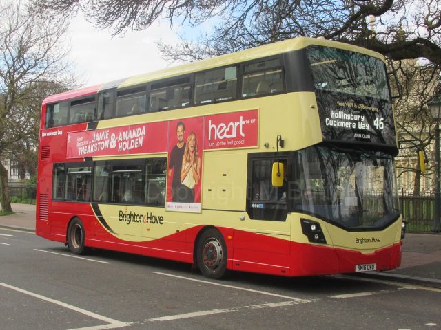 Bus photo 1