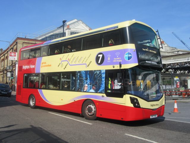 Bus photo 1