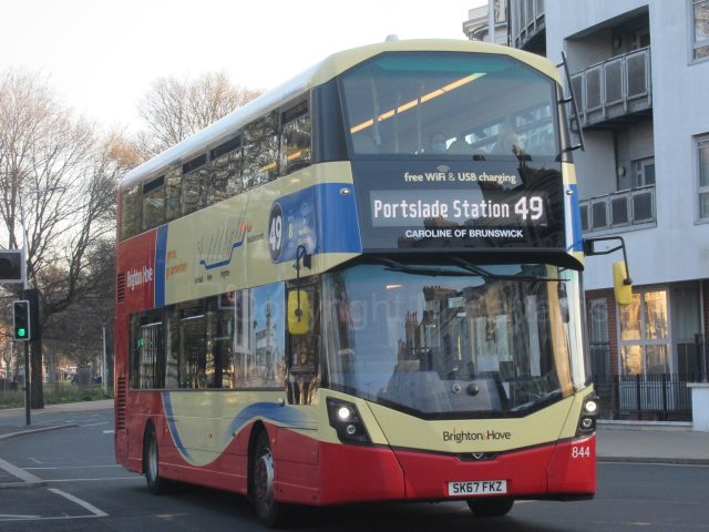 Bus photo 1