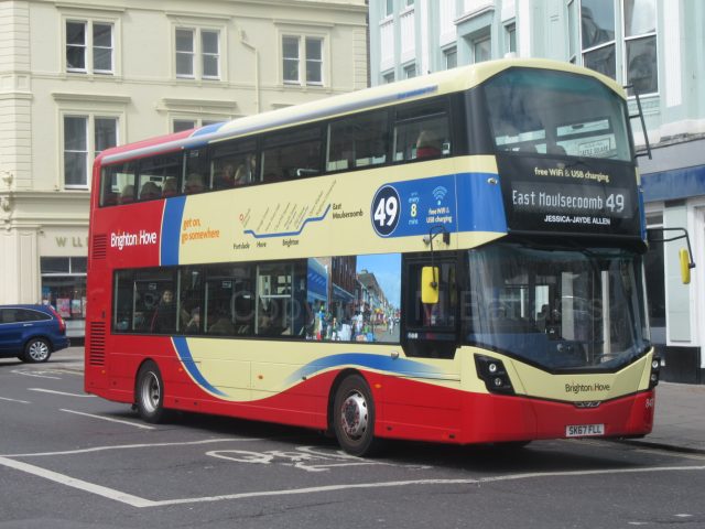 Bus photo 1