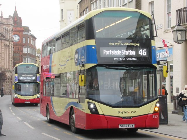 Bus photo 1