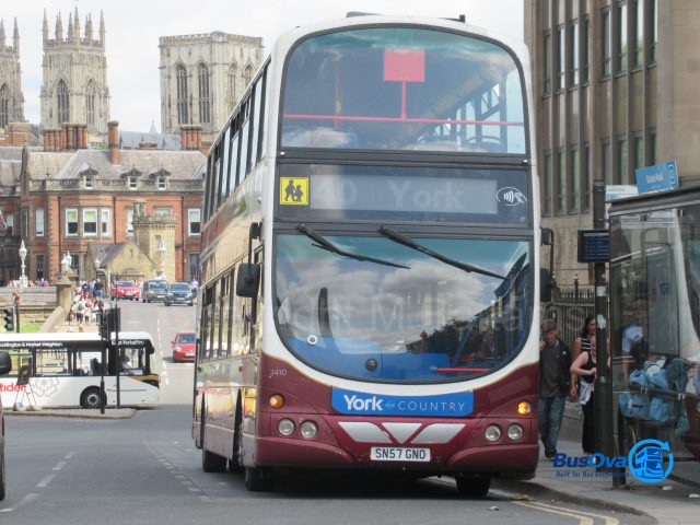 Bus photo 1