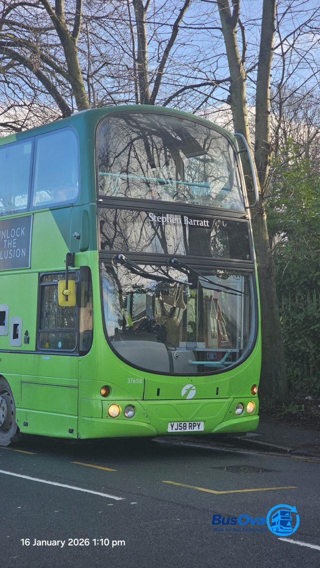 Bus photo 1