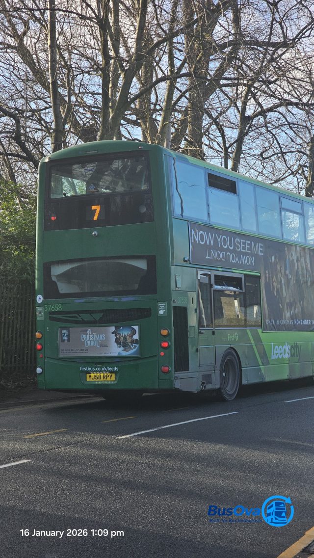 Bus photo 4