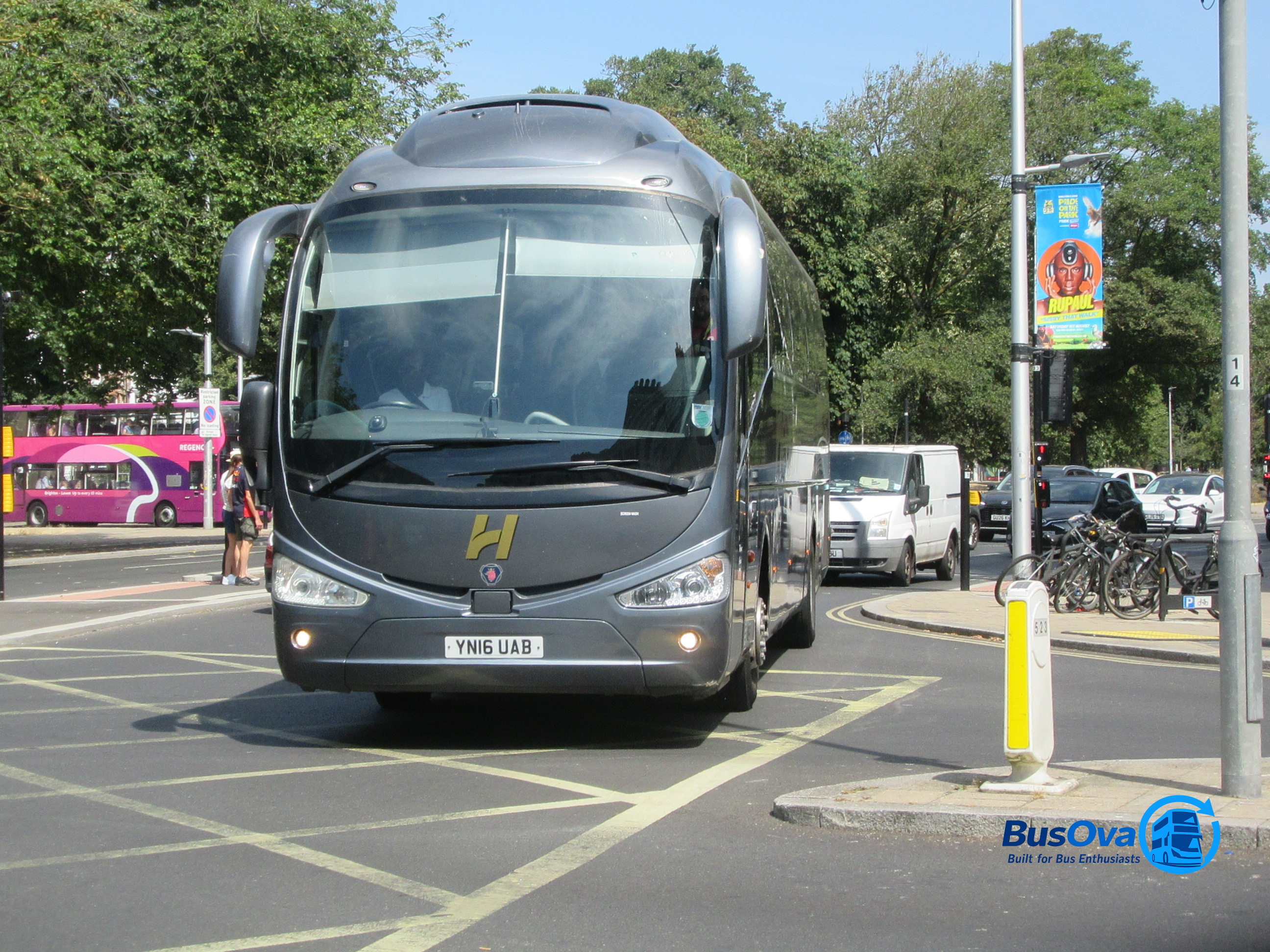Bus photo 1