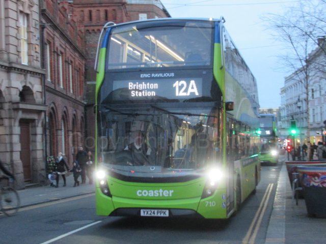 Bus photo 1