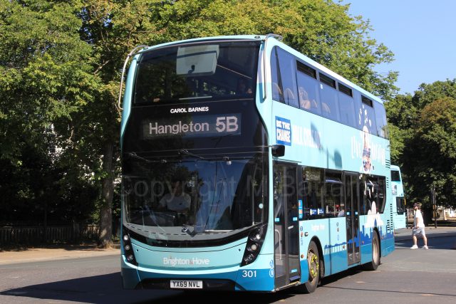 Bus photo 1