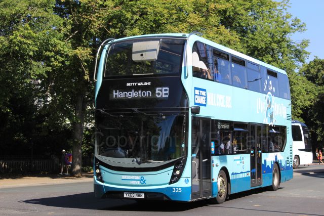 Bus photo 1