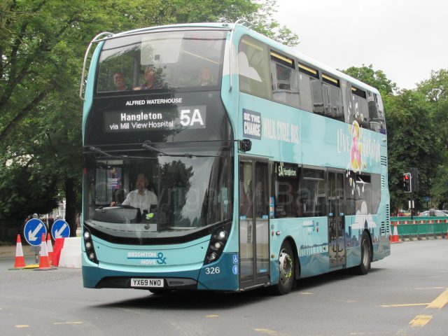 Bus photo 1