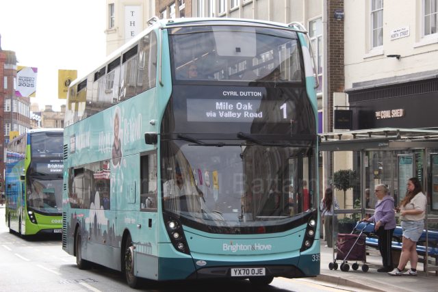 Bus photo 1