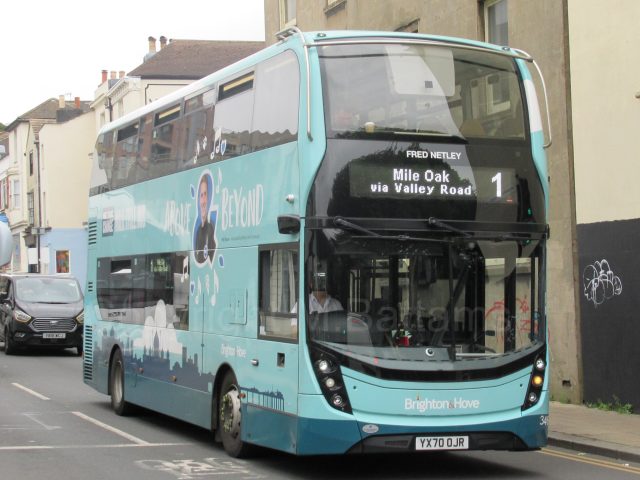 Bus photo 1