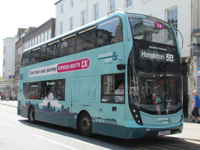 Bus photo 1