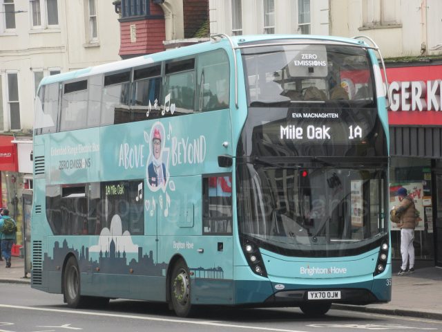 Bus photo 1