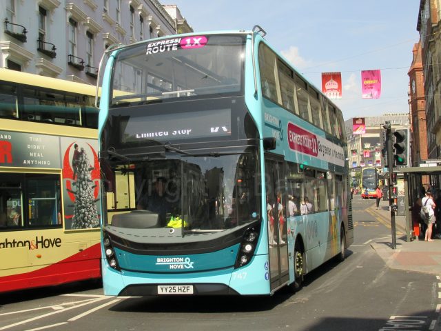 Bus photo 1