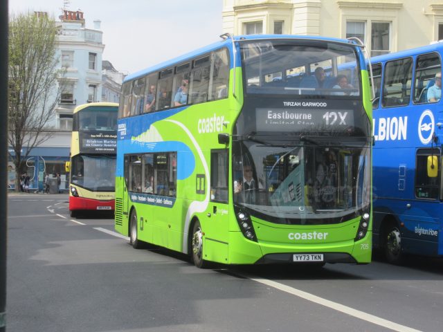 Bus photo 1