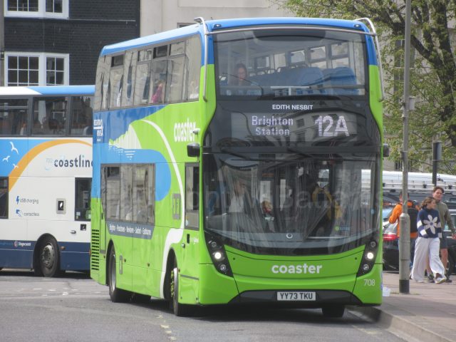 Bus photo 1
